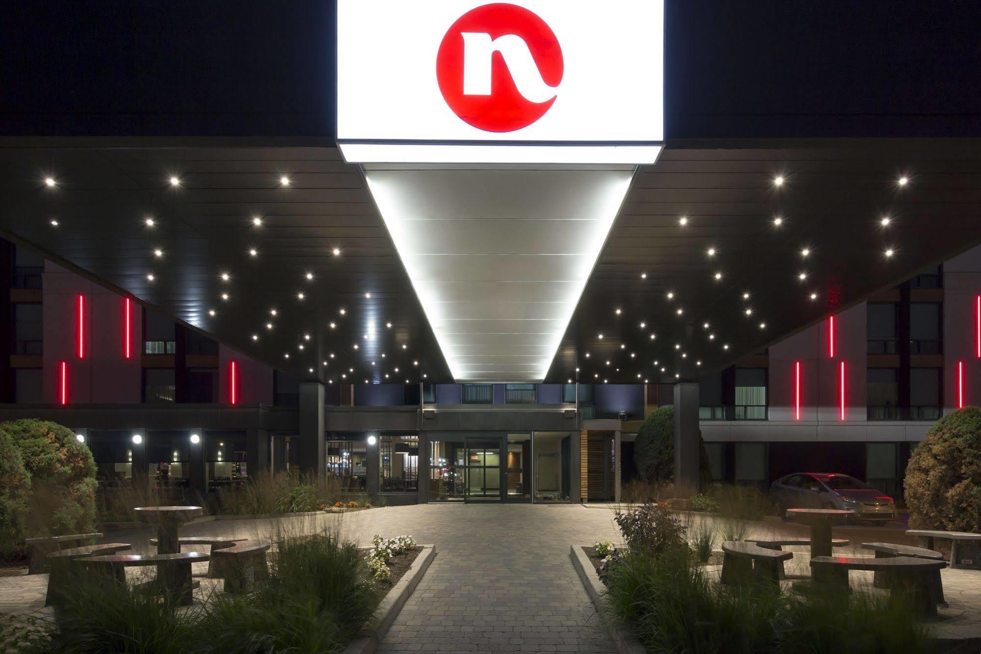 Hotel & Suites Normandin Quebec Exterior foto